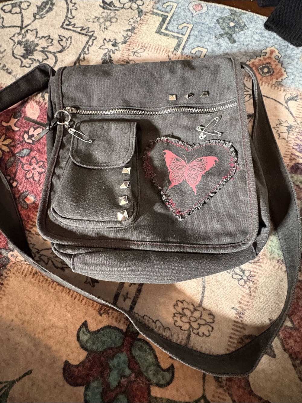 Hot Topic Black Canvas Crossbody Bag with Pink Butterfly Heart Accent